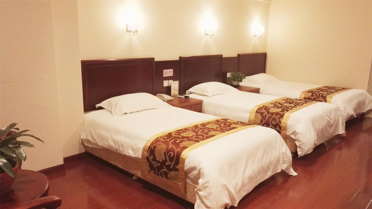 Greentree Inn Jiangsu Yancheng Dongtai Honglan Road Pedestrian Street Express Hotel Dış mekan fotoğraf